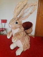 Stro paashaas met mandje, Diversen, Pasen, Ophalen of Verzenden, Zo goed als nieuw