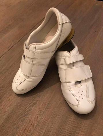 Witte lederen sneakers van Via Uno Maat 40 beschikbaar voor biedingen