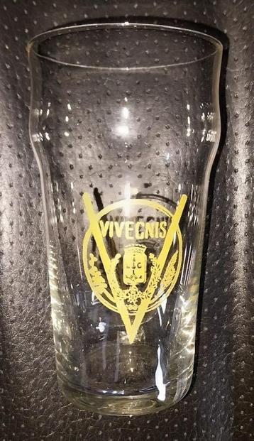 Vivegnis zuurglas beschikbaar voor biedingen