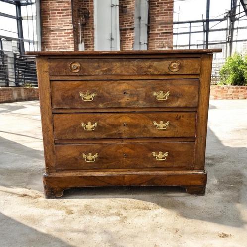 Vintage houten ladekast / commode met 'gouden'  handgrepen, Antiek en Kunst, Curiosa en Brocante, Ophalen of Verzenden