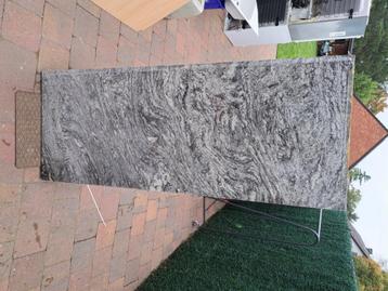 graniet tablet beschikbaar voor biedingen