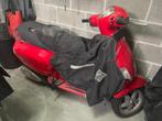 MOTO Vepa LX 125CC rouge, Vélos & Vélomoteurs, Comme neuf, Vespa LX, Classe B (45 km/h), Enlèvement