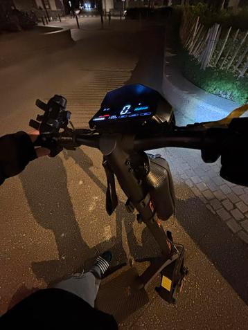 Elektrische Step KuKirin G2 – In zeer goede staat – €450 beschikbaar voor biedingen
