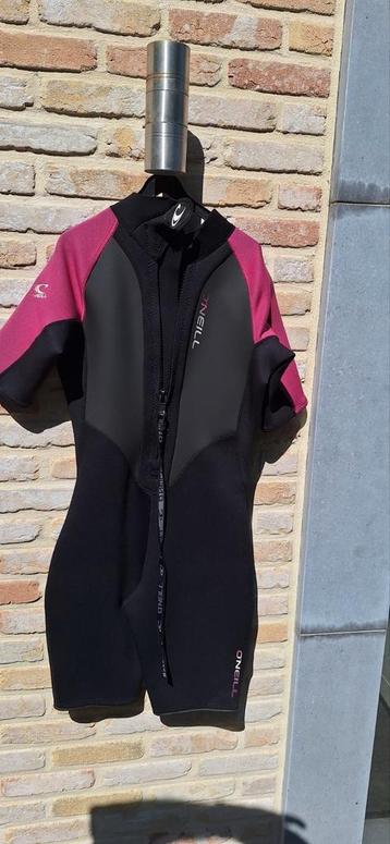 3 Windsurfsuits Dames maat 40 te koop wegens stopzetten surf beschikbaar voor biedingen