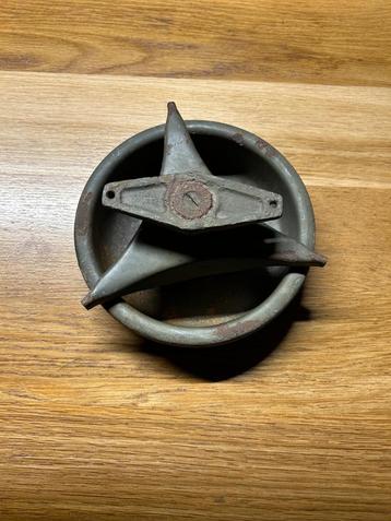 WWII - Bouchon de fermeture pour container metallique  U.S  beschikbaar voor biedingen