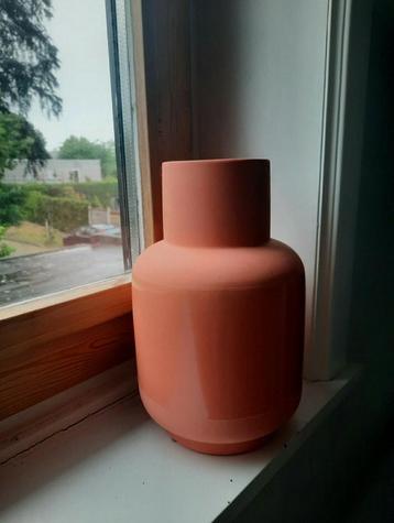 Mooie vaas Zara home beschikbaar voor biedingen