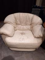 Lederen fauteuil, Leer