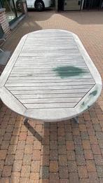 Tuintafel met 4 stoelen. Tafel is met verf geknoeid., Tuin en Terras, Ophalen, Teakhout