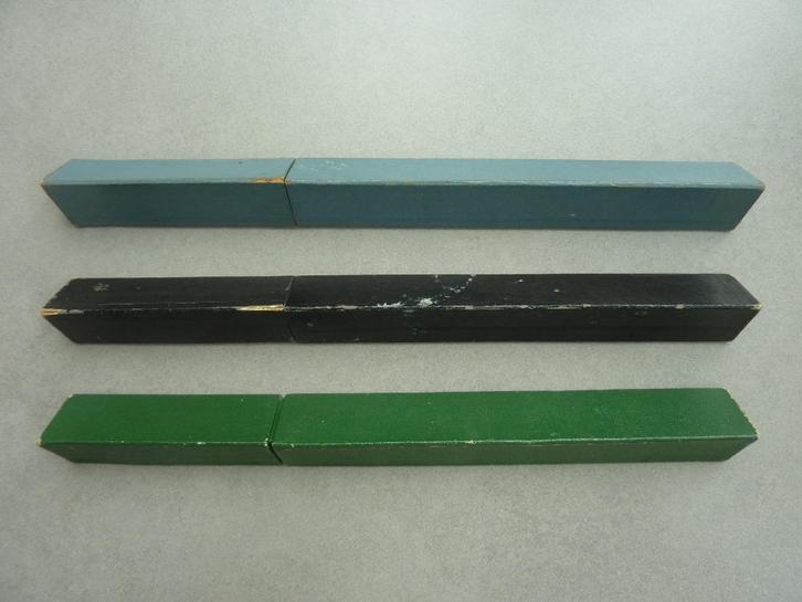 3 Driezijdige meetlinialen en 1 tekenlat/gradenboog, Antiek en Kunst, Antiek | Gereedschap en Instrumenten, Ophalen of Verzenden