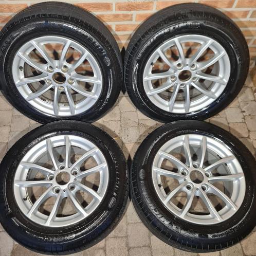 Zomerbanden BMW F30 F31 205/60 R16 92W - Style 378 5x120, Auto-onderdelen, Banden en Velgen, Band(en), Zomerbanden, 16 inch, 205 mm
