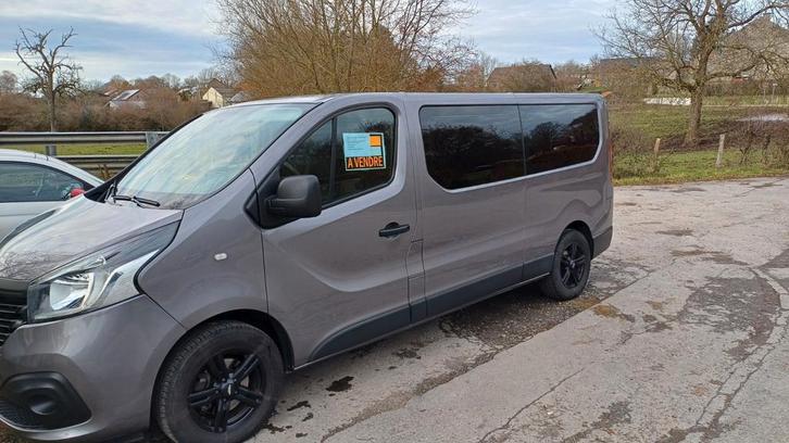 Renault Trafic passenger 9 place 1600dci 2018 tva déductible, Auto's, Renault, Particulier, Trafic, BTW verrekenbaar, Ophalen