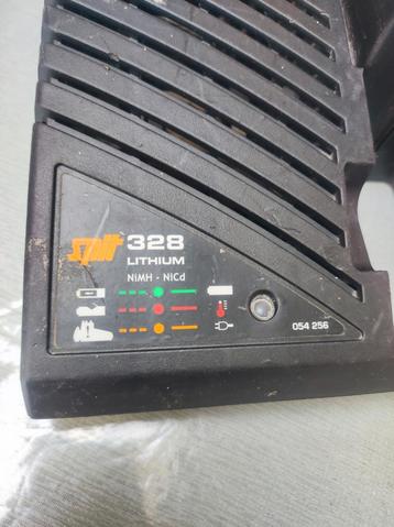 Batteries et un chargeur spit 328, Enlèvement, Utilisé, Vitesse variable, Perceuse