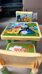 KinderTafeltje en 2 stoeltjes winnie the pooh, Ophalen, Gebruikt
