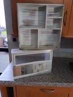 Étagère deco, Enlèvement