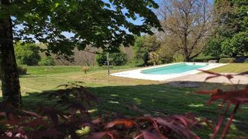 COTTAGE 4 personen met zwembad in de Dordogne beschikbaar voor biedingen