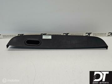 Kofferbakbekleding plastic greep BMW 5-serie E39 51498176181 beschikbaar voor biedingen