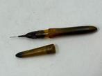 Ancien stylo-huileur / graisseur de précision., Ophalen