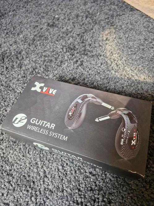 xvive u2 wireless system + H1 Transmitter Holder, Muziek en Instrumenten, Effecten, Zo goed als nieuw, Ophalen of Verzenden