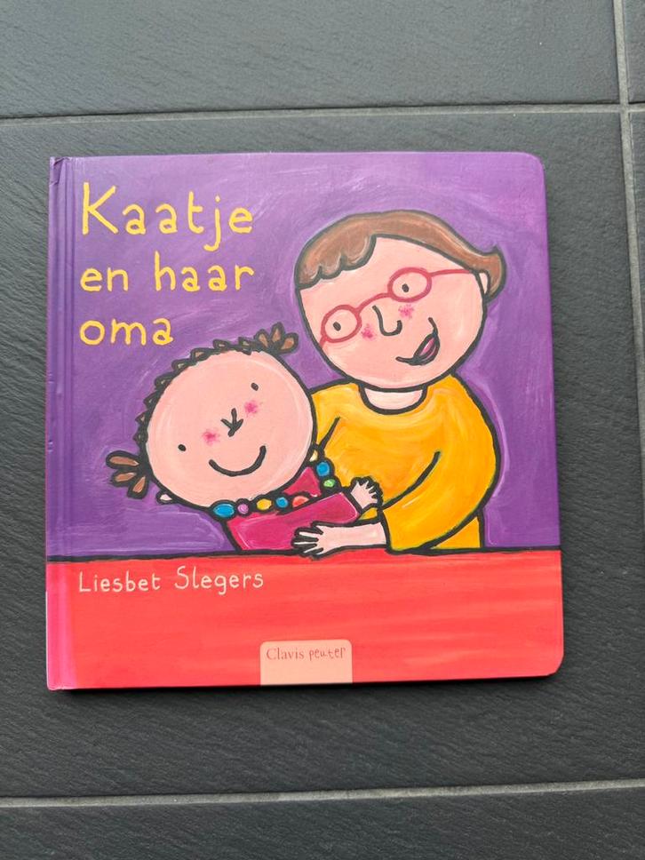 Liesbet Slegers - Kaatje en haar oma, Boeken, Kinderboeken | Baby's en Peuters, Zo goed als nieuw, Ophalen of Verzenden