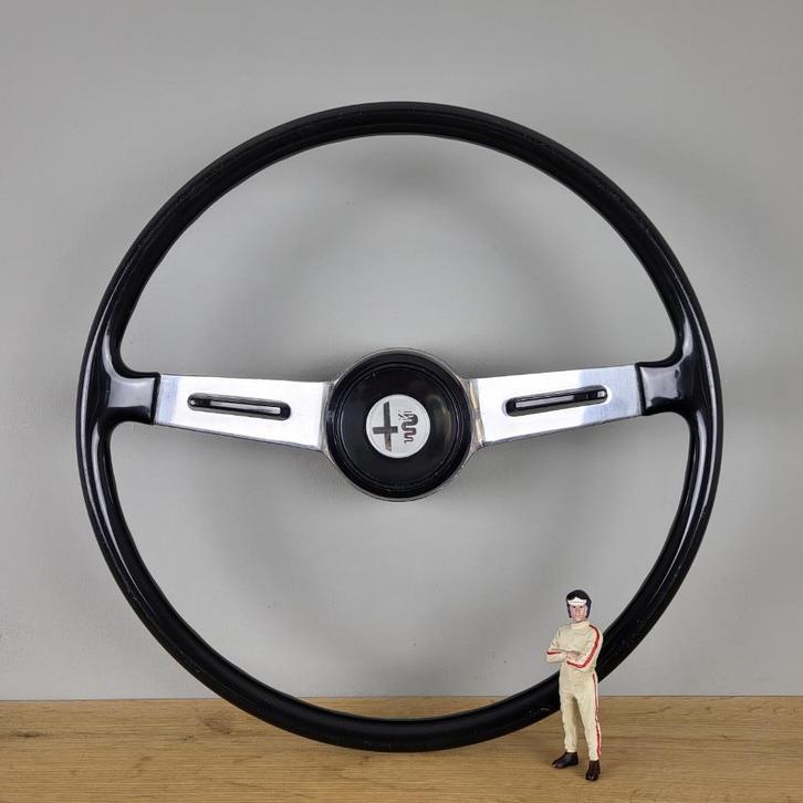 Alfa Romeo GT Junior (1969) - Boutique de volants classiques, Autos : Pièces & Accessoires, Commande, Alfa Romeo, Pièces Oldtimer ou Ancêtre