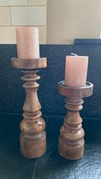 2 houten kandelaars met kaarsen, Comme neuf, Bois, Enlèvement