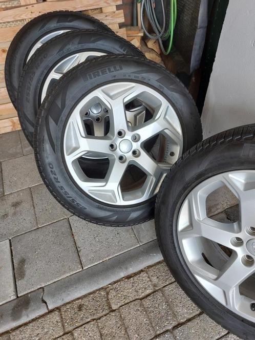 LAND ROVER MET PIRELLI 20 INCH ORIGINELE VELGEN, Autos : Pièces & Accessoires, Pneus & Jantes, Pneus et Jantes, 4 Saisons, 20 pouces