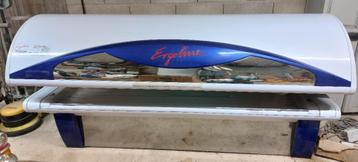 Ergoline 300 UV-cabine Recente neonlichten beschikbaar voor biedingen