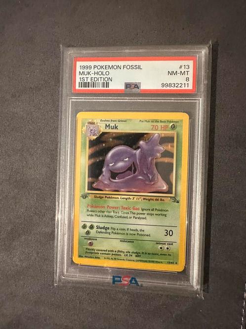 Muk 1st edition PSA 8, Hobby en Vrije tijd, Verzamelkaartspellen | Pokémon, Zo goed als nieuw, Booster, Ophalen of Verzenden