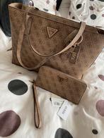 Guess tas en bijhorende portemonnee, Handtassen en Accessoires, Tassen | Damestassen, Ophalen of Verzenden, Nieuw, Bruin, Shopper