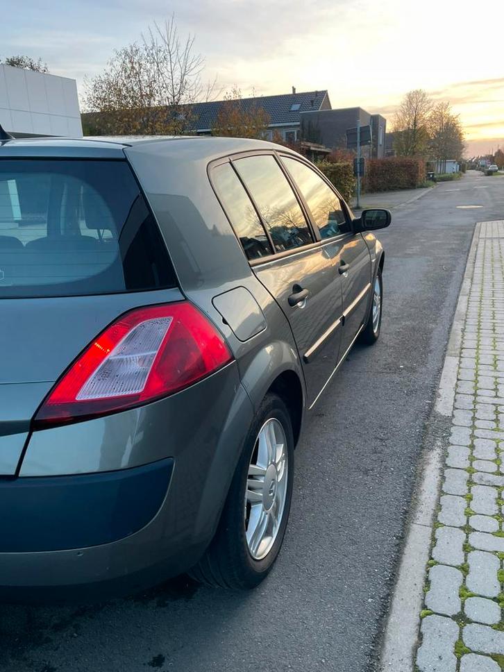 Renault Megane 1.4 essence homologuée VV, Autos, Ford, Particulier, Essence, Enlèvement