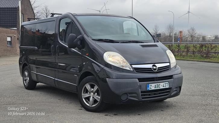 Opel vivaro 2.5Diesel 120.000km 6plaats, Autos, Opel, Particulier, Vivaro, Bluetooth, Diesel, Boîte manuelle, Enlèvement