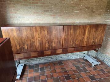 Midcentury kast, meubelfabriek Aurore 1960 beschikbaar voor biedingen
