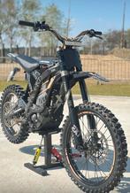 SUR-RON LIGHT BEE PRO SPECIAL MONSTER BUILD, Motoren, Ophalen