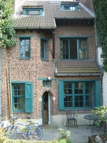 Maison te huur in Uccle beschikbaar voor biedingen