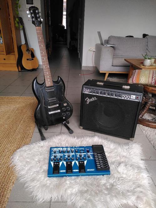 Gibson Epiphone SG G400 met versterker en voetpedaal, Muziek en Instrumenten, Snaarinstrumenten | Gitaren | Elektrisch, Gebruikt