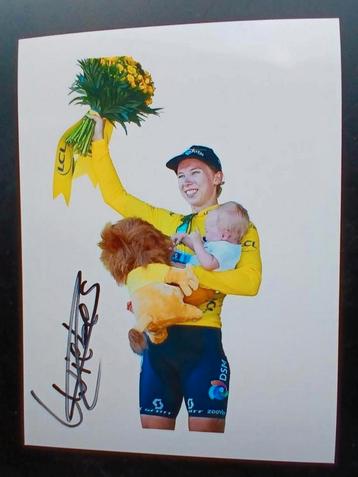 Gesigneerde foto van Lorena Wiebes.  beschikbaar voor biedingen