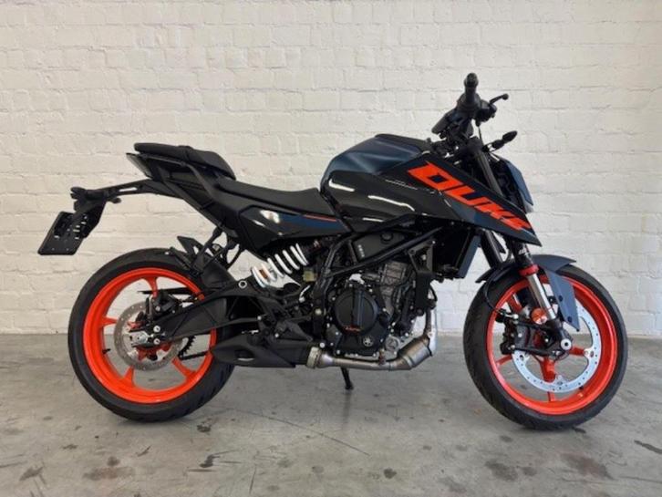 KTM 125 Duke, Motoren, Motoren | KTM, Bedrijf, Naked bike, 11 kW of minder, 1 cilinder, Minimaal motorrijbewijs A1, Ophalen