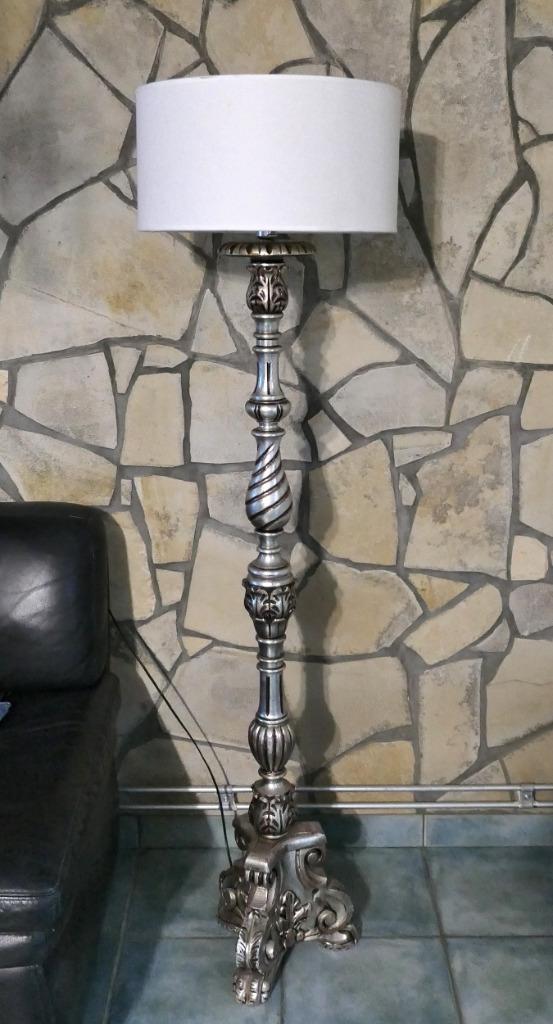 Lampadaire en bois 1960's  style Louis XIV 17e s. modernisé, Huis en Inrichting, Lampen | Vloerlampen, Gebruikt, 150 tot 200 cm