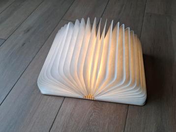 Albrillo boek lamp (sfeerlicht) beschikbaar voor biedingen