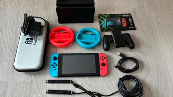 Switch 1 perfecte staat + micro SD 128GB + accessoires beschikbaar voor biedingen
