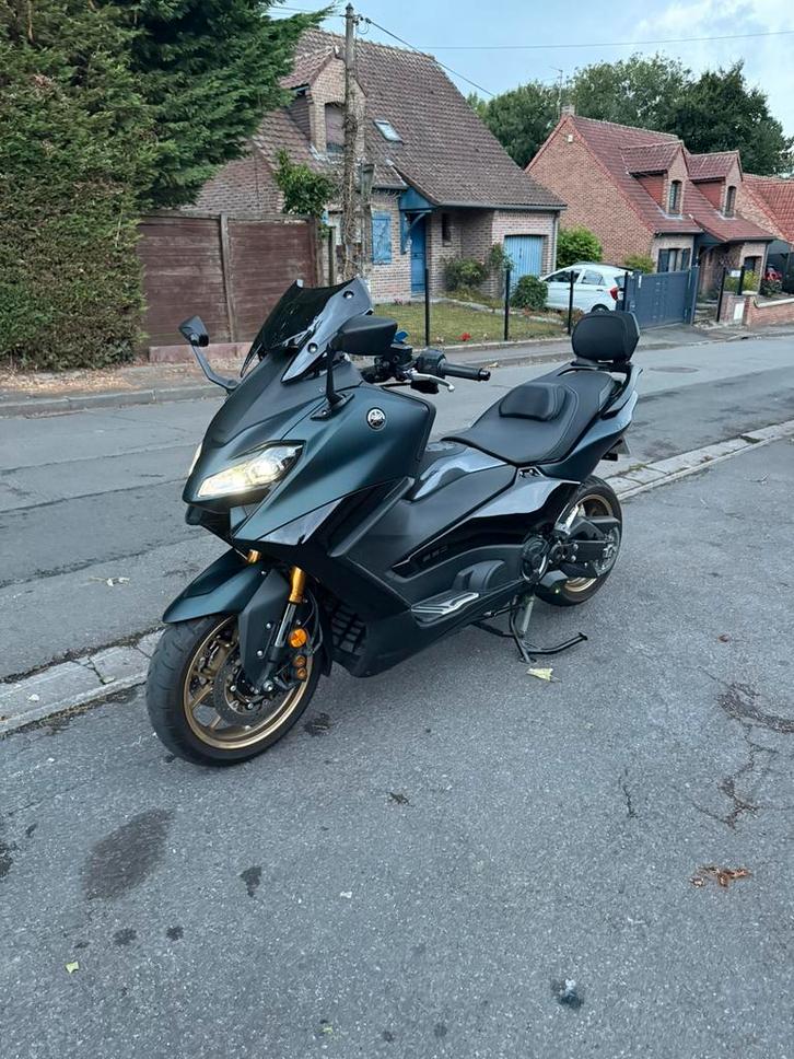 Yamaha T-MAX techmax 560 Akrapovic line TFT-scherm, Motoren, Motoren | Yamaha, Particulier, Scooter, meer dan 35 kW, 2 cilinders