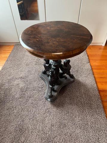 Mahoniehouten Acajou Mechelse tafel beschikbaar voor biedingen