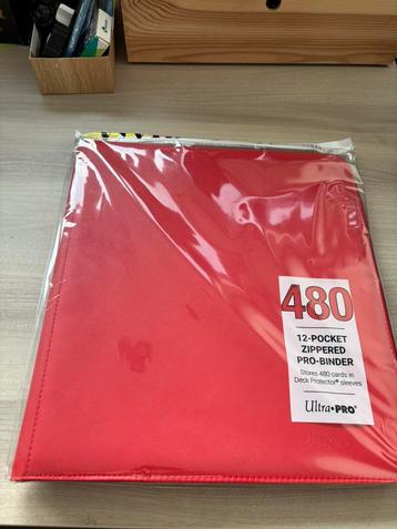 Ultra PRO – Zippered 12 Pocket Pro Binder Red beschikbaar voor biedingen