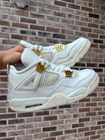 Air Jordan 4 Retro “Metallic Gold” beschikbaar voor biedingen
