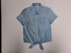 Mt 128 Lichtblauw hemd korte mouwen, Meisje, Overhemd of Blouse, Ophalen of Verzenden, Zo goed als nieuw