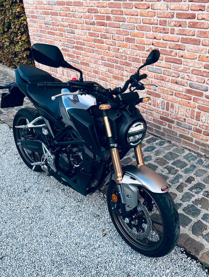 Honda CB125R 2024 (1100 KM) Nog 4 Jaar Garantie, Motoren, Motoren | Honda, Particulier, 11 kW of minder, 1 cilinder, Minimaal motorrijbewijs A1