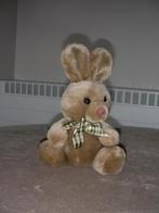 Knuffel zittend bruin konijn, H=25 cm (nieuw), Kinderen en Baby's, Speelgoed | Knuffels en Pluche, Nieuw, Konijn, Ophalen of Verzenden