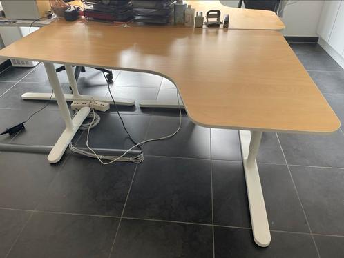 Hoekbureau (rechts EN links) - ikea BEKANT - 160x110cm, Huis en Inrichting, Bureaus, Zo goed als nieuw, Bureau, In hoogte verstelbaar