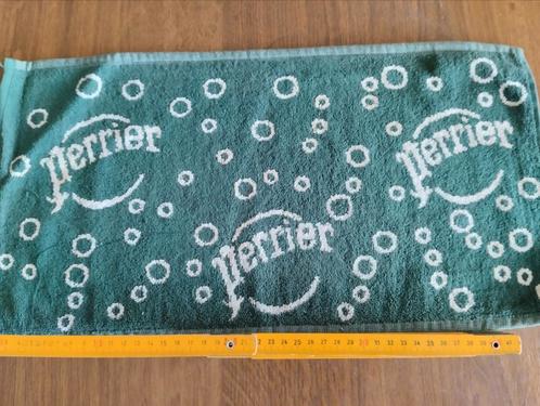 Uniek Bier /water Perrier toog matje stof., Verzamelen, Biermerken, Zo goed als nieuw, Overige typen, Verzenden