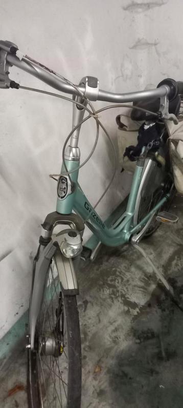 Vélo Gazelle Orange pour femme